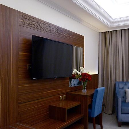Jeddah Lake Hotel Bagian luar foto