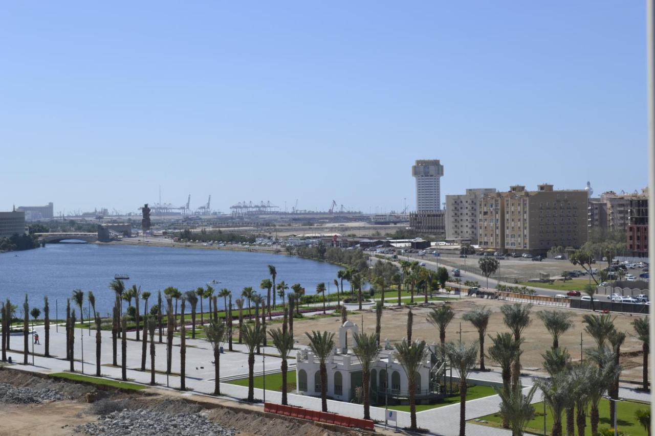 Jeddah Lake Hotel Bagian luar foto