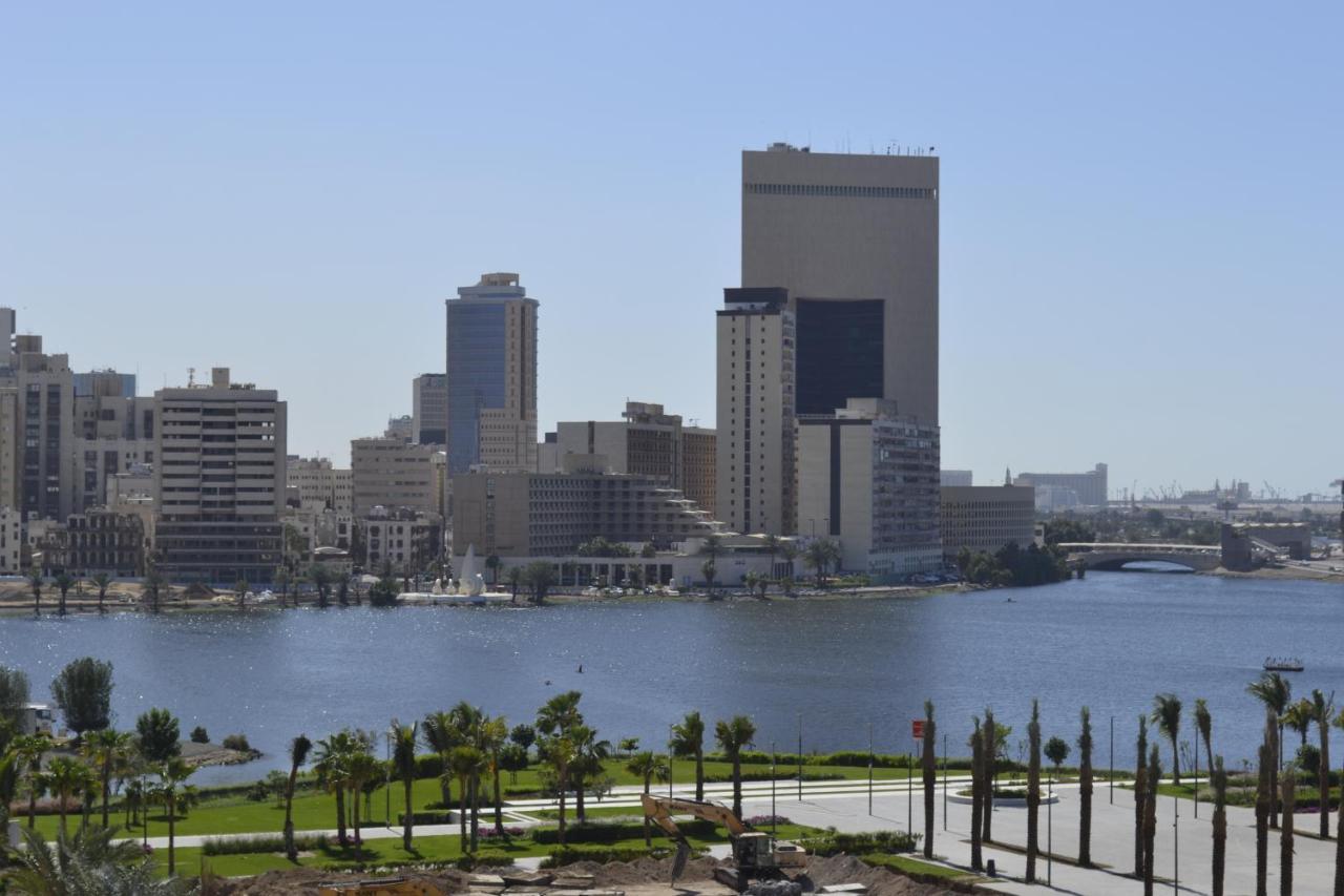 Jeddah Lake Hotel Bagian luar foto
