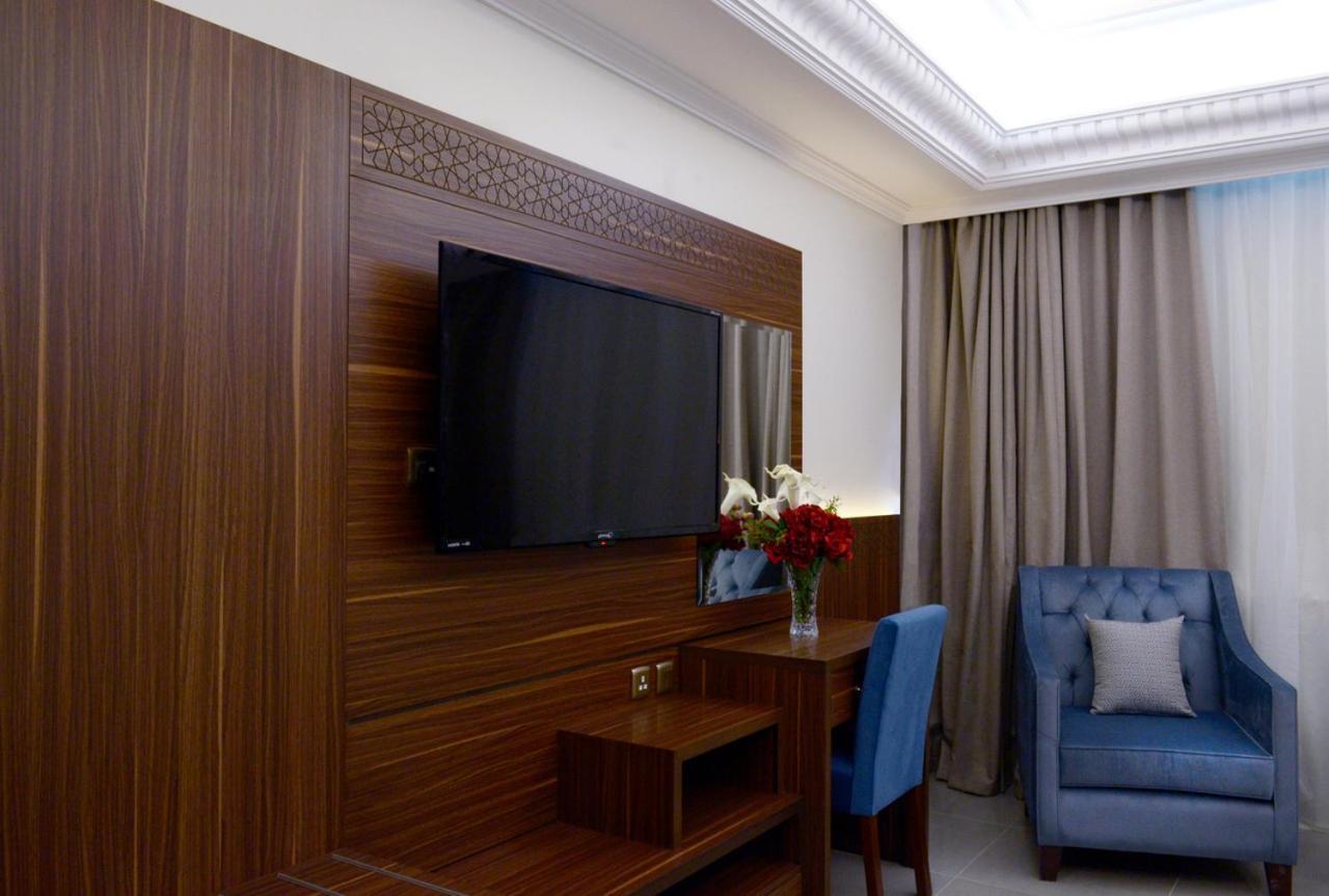 Jeddah Lake Hotel Bagian luar foto